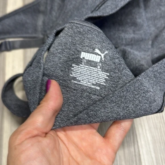 PUMA Charcoal Sports Bra size large - Picture 5 of 5